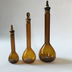 Glass Volumetric Flask with Glass Stopper,Amber Glass, Class A
