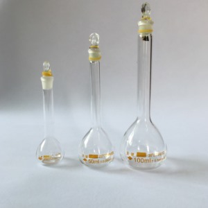 Glass Volumetric Flask with Glass Stopper, Class A
