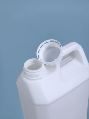 Fluoridation Bucket,HDPE,White, With HDPE Screw Cap